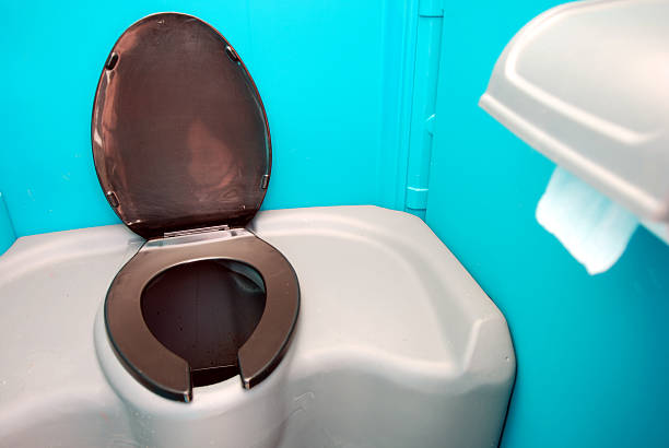 Portable Toilet Options We Offer in Islandia, NY