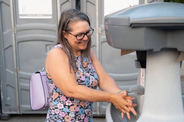 Best Porta potty cleaning services  in Islandia, NY